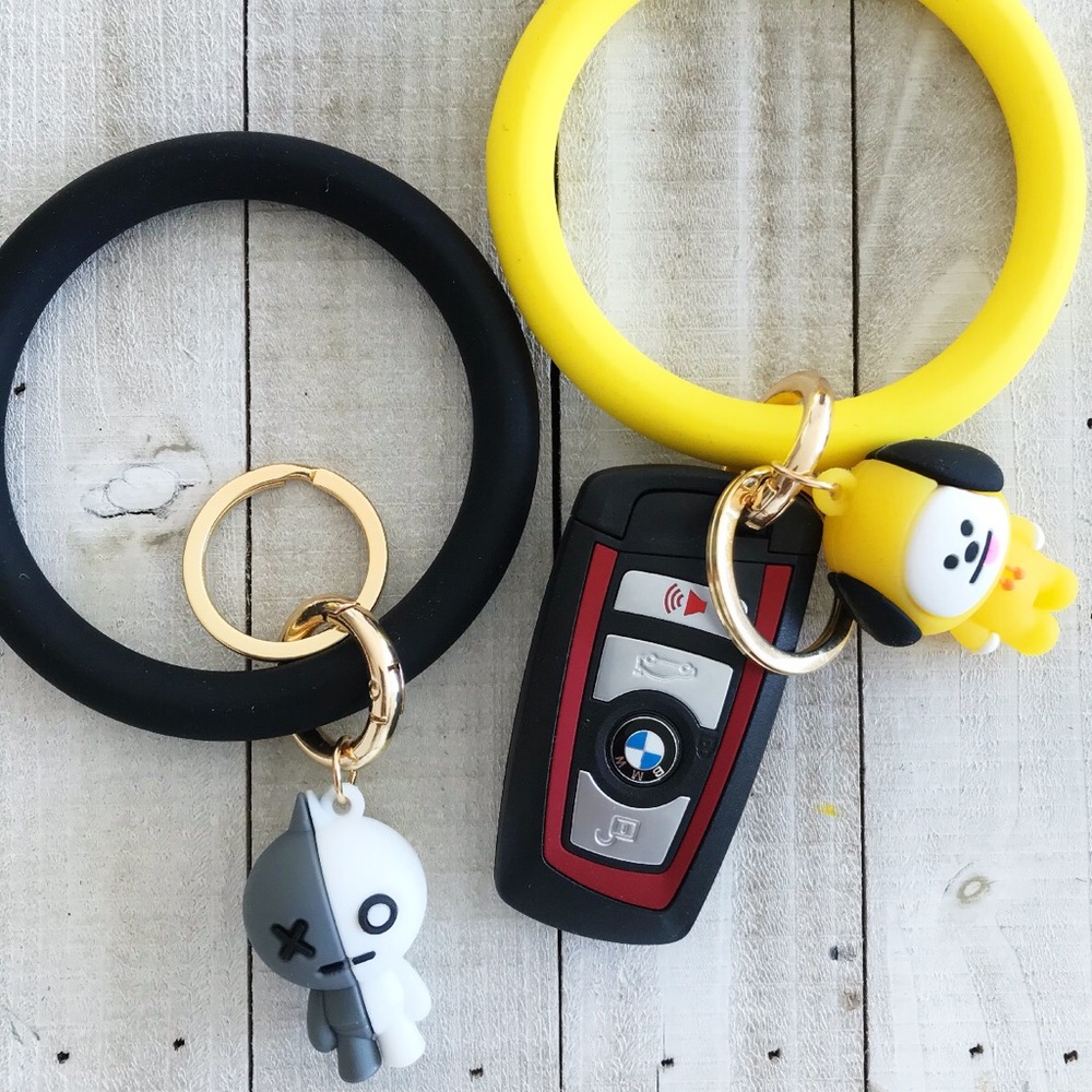 Yellow Characters KeyChain Bangle - Picture 2 of 2